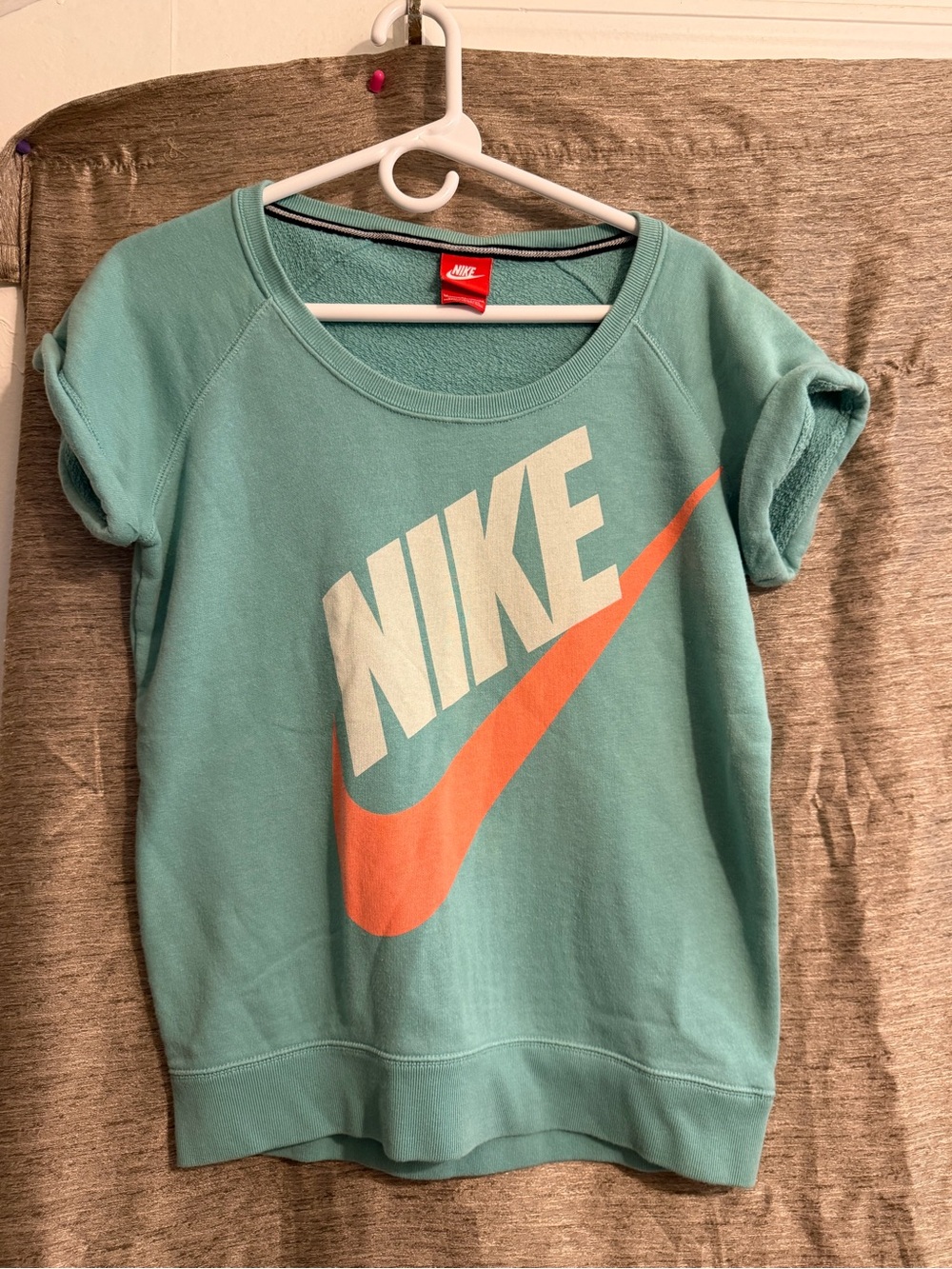 Nike Woman’s ' Teal Short-Sleeve Sweatshirt with Coral Swoosh